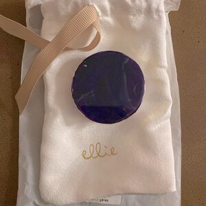 Ellie deep purple with gold trim foam grip